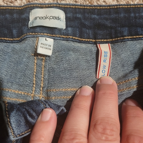 Jean Shorts - Picture 3 of 3